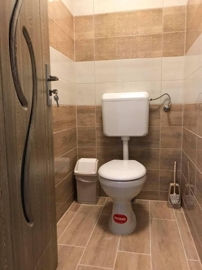 Appartamento Royal De Lux Hajdúszoboszló Esterno foto